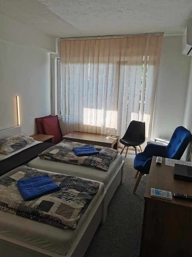 Thomas Panzio Bed & Breakfast Balatonfured Bagian luar foto