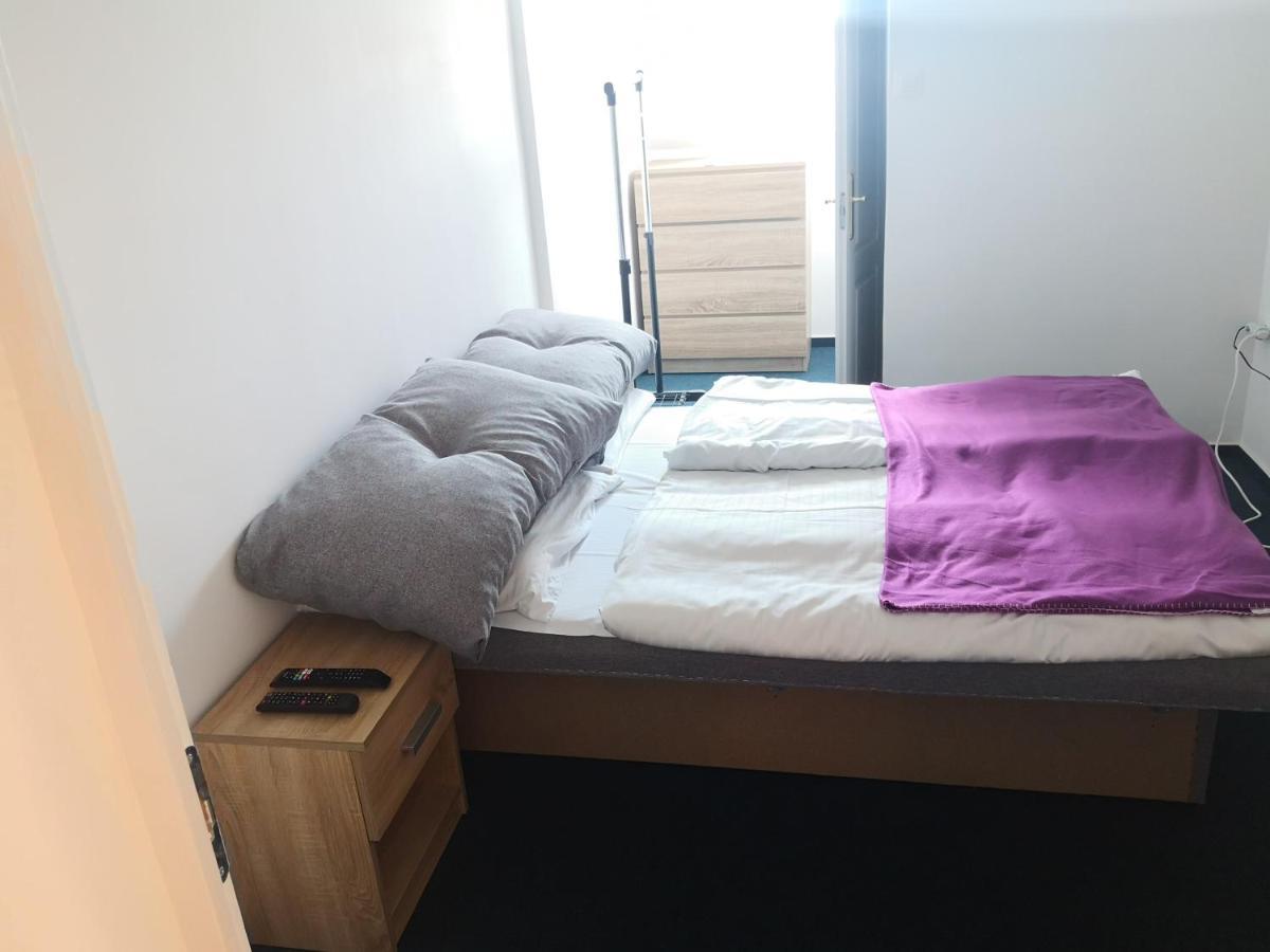 Thomas Panzio Bed & Breakfast Balatonfured Bagian luar foto