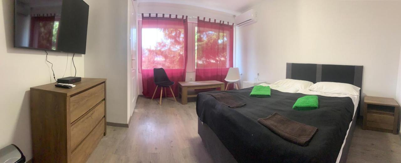 Thomas Panzio Bed & Breakfast Balatonfured Bagian luar foto